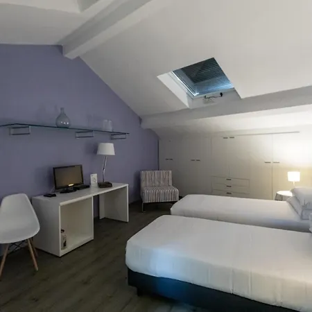 Stresa Residence Апарт-отель Стреза